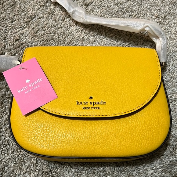 kate spade Handbags - Kate Spade Mini flap crossbody in sunflower